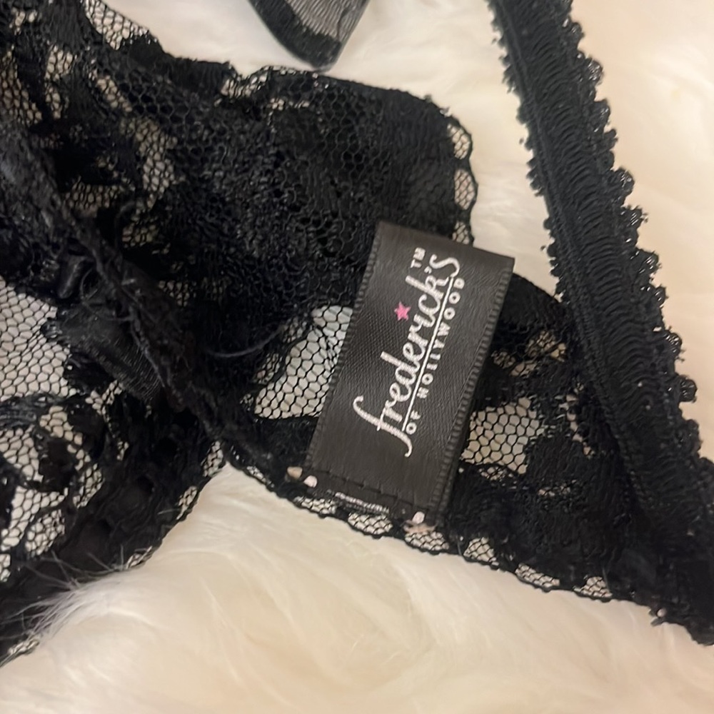 Lace G-String - Picture 4 of 4